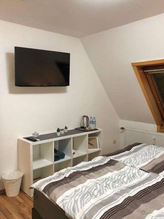 Kaiser Homestay Nuremberg Bagian luar foto